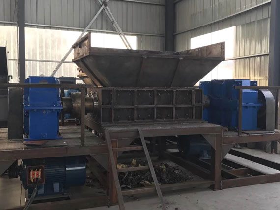 撕碎機上專用的工業(yè)齒輪箱