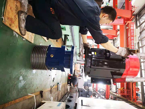 行星減速機(jī)現(xiàn)場(chǎng)指導(dǎo)安裝