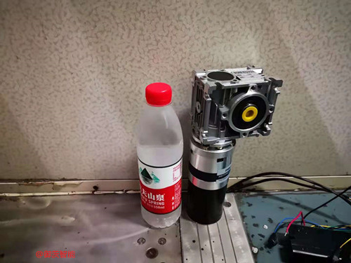 RV30蝸輪減速機(jī)調(diào)試成功