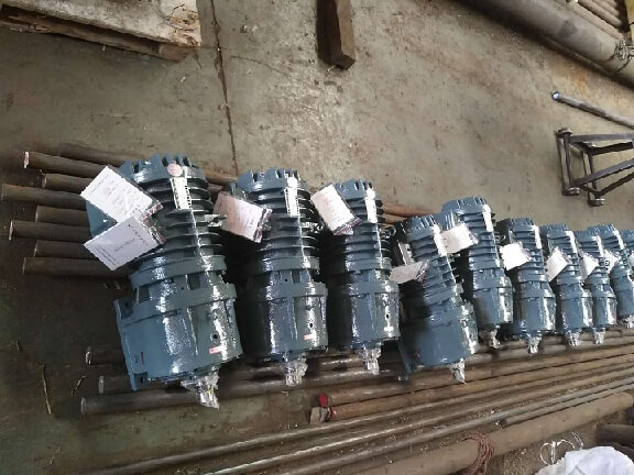 發(fā)往山西的一批輥道電機(jī)-鋼廠專用輥道減速機(jī)