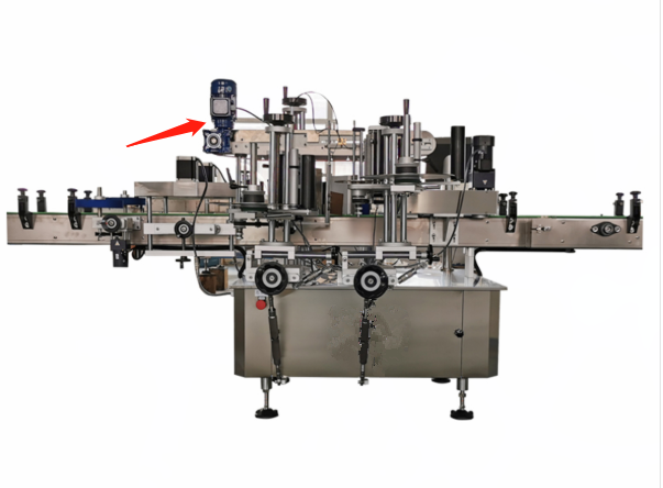 邁傳蝸輪蝸桿減速機(jī)應(yīng)用在貼標(biāo)機(jī)上 (1).png