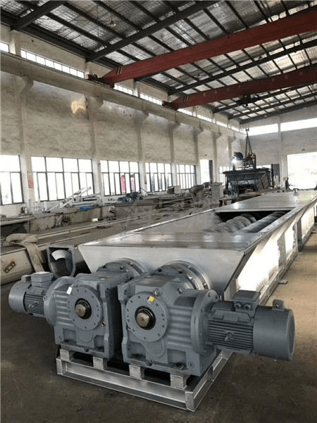 K77硬齒面減速機應(yīng)用在螺旋輸送機上.png