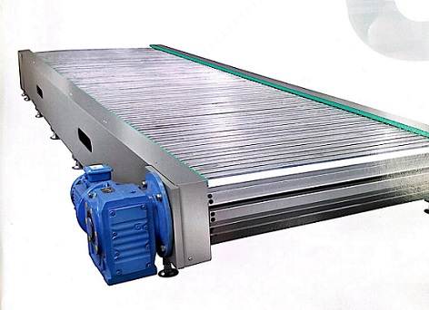 板鏈?zhǔn)捷斔蜋C(jī)上應(yīng)用KF系列直交軸法蘭輸出減速電機(jī).jpg 板鏈?zhǔn)捷斔蜋C(jī)上應(yīng)用KF系列直交軸法蘭輸出減速電機(jī).jpg