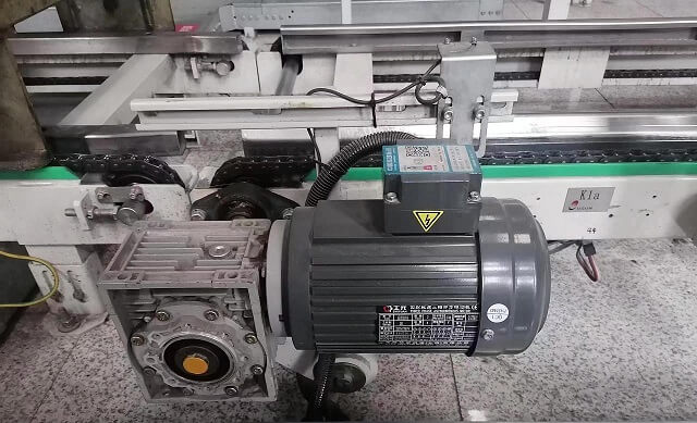 士元電機配RV蝸輪減速機一套.jpg 士元電機配RV蝸輪減速機一套.jpg