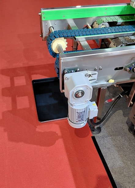 輸送線上用的減速機(jī) 士元SGF小型直角減速機(jī).jpg