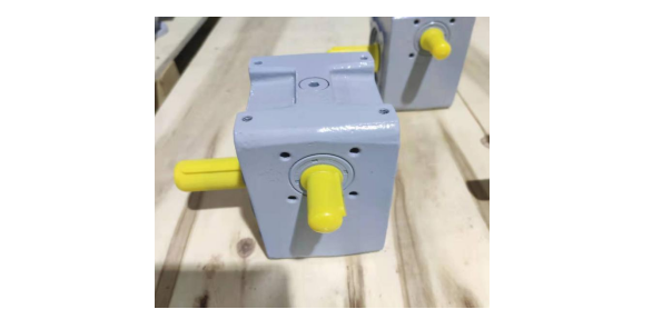 邁傳半導(dǎo)體定制款蝸輪減速機(jī) 半導(dǎo)體項(xiàng)目專用減速機(jī).png