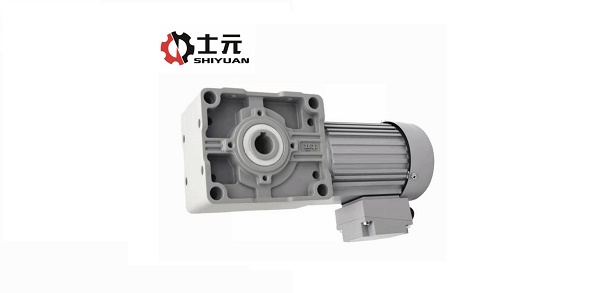 士元直角軸齒輪減速機(jī)，船舶設(shè)備，減速機(jī)廠家